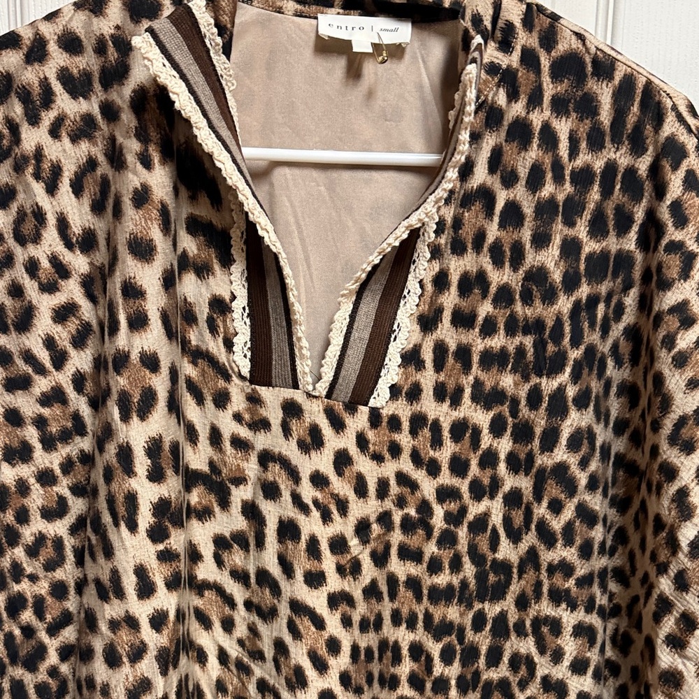 Entro Leopard Print Kaftan - Picture 3 of 6